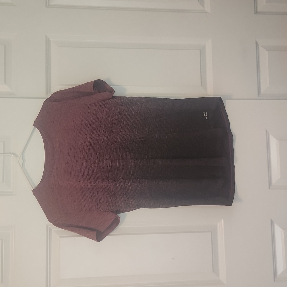 Athletic shirt